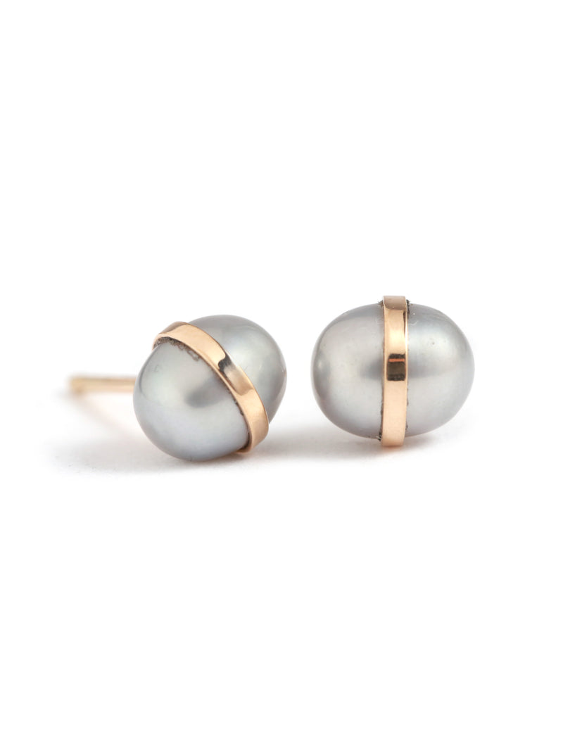 Melissa Joy Manning - 14k Gold Bezel Wrapped Grey Freshwater Pearl Studs - Verdalina